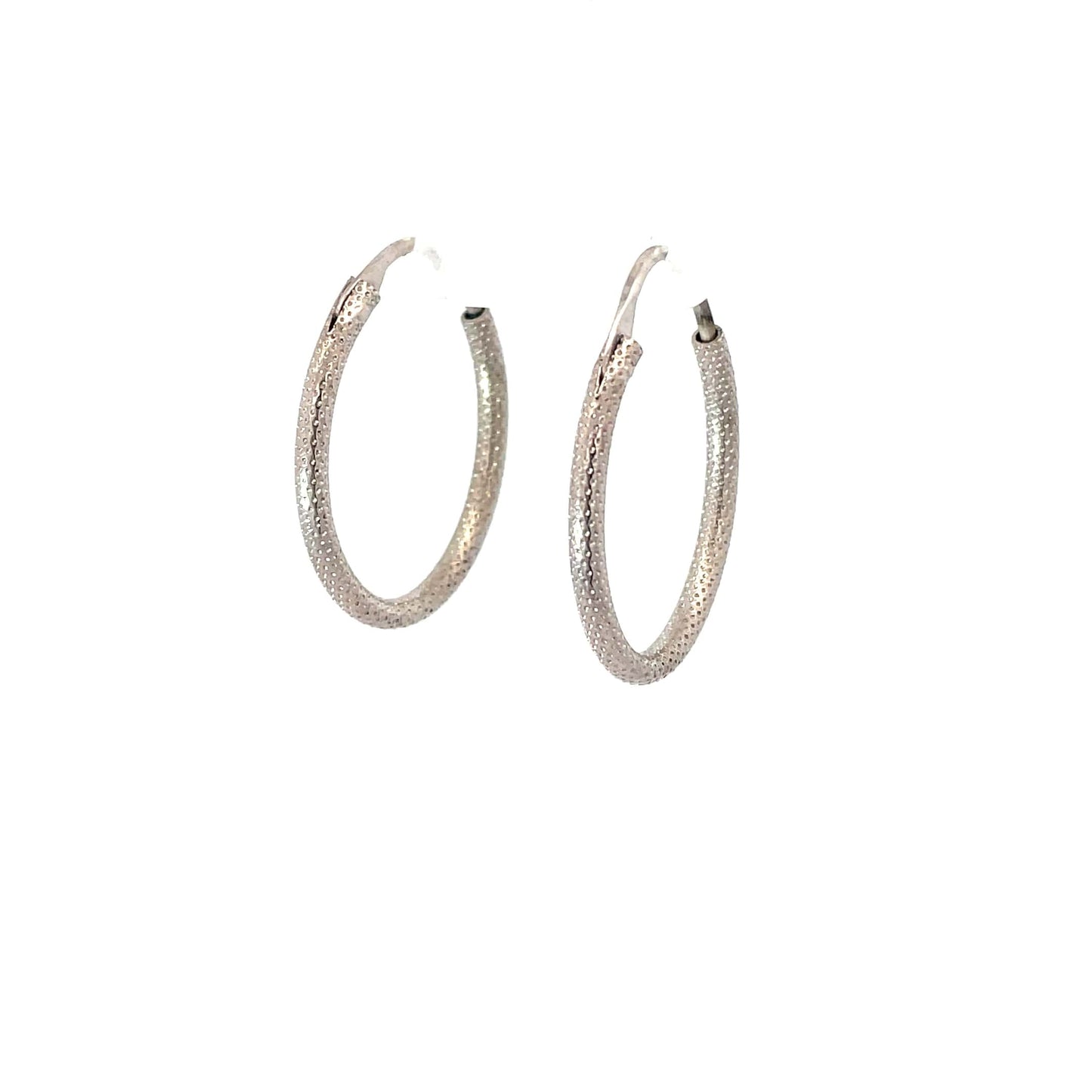 BOLD CLASSIC SILVER HOOPS