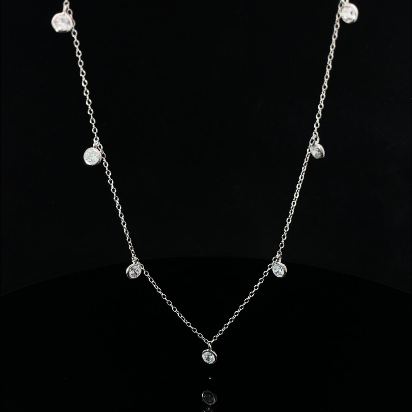 TWINKLE DROP SILVER NECKLACE