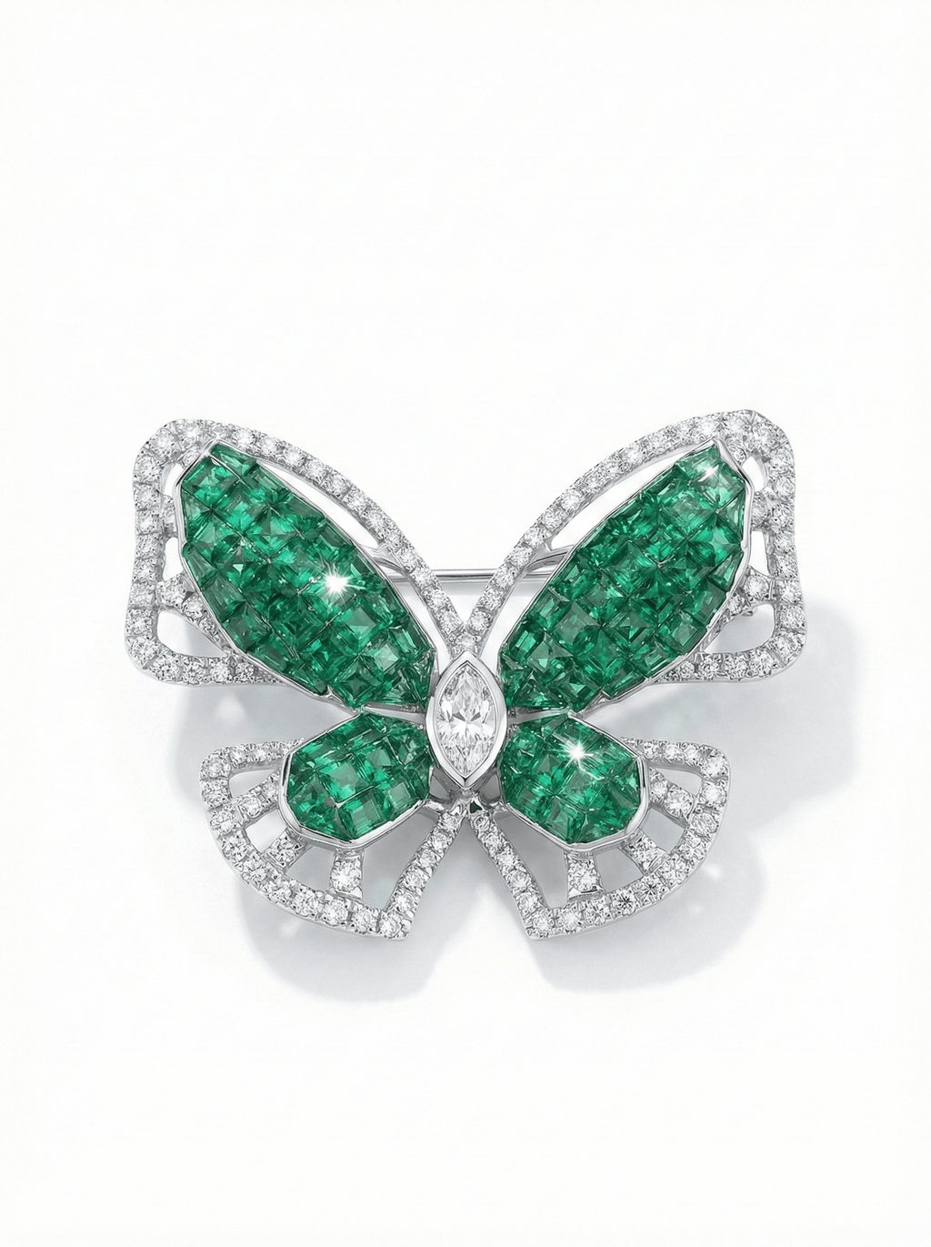 EMERALD FLUTTER SILVER BROOCH