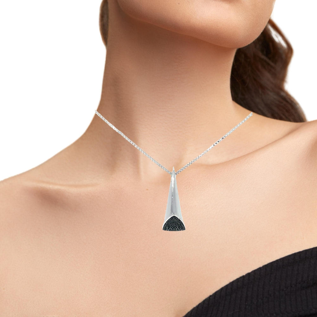 BLACK EDGE TRIANGLE SILVER PENDANT CHAIN