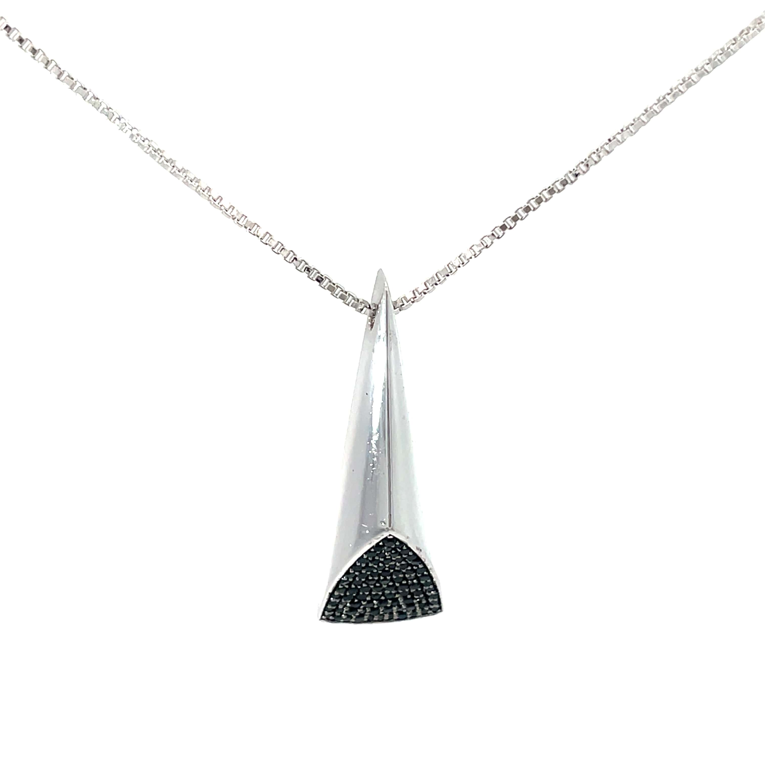 BLACK EDGE TRIANGLE SILVER PENDANT CHAIN