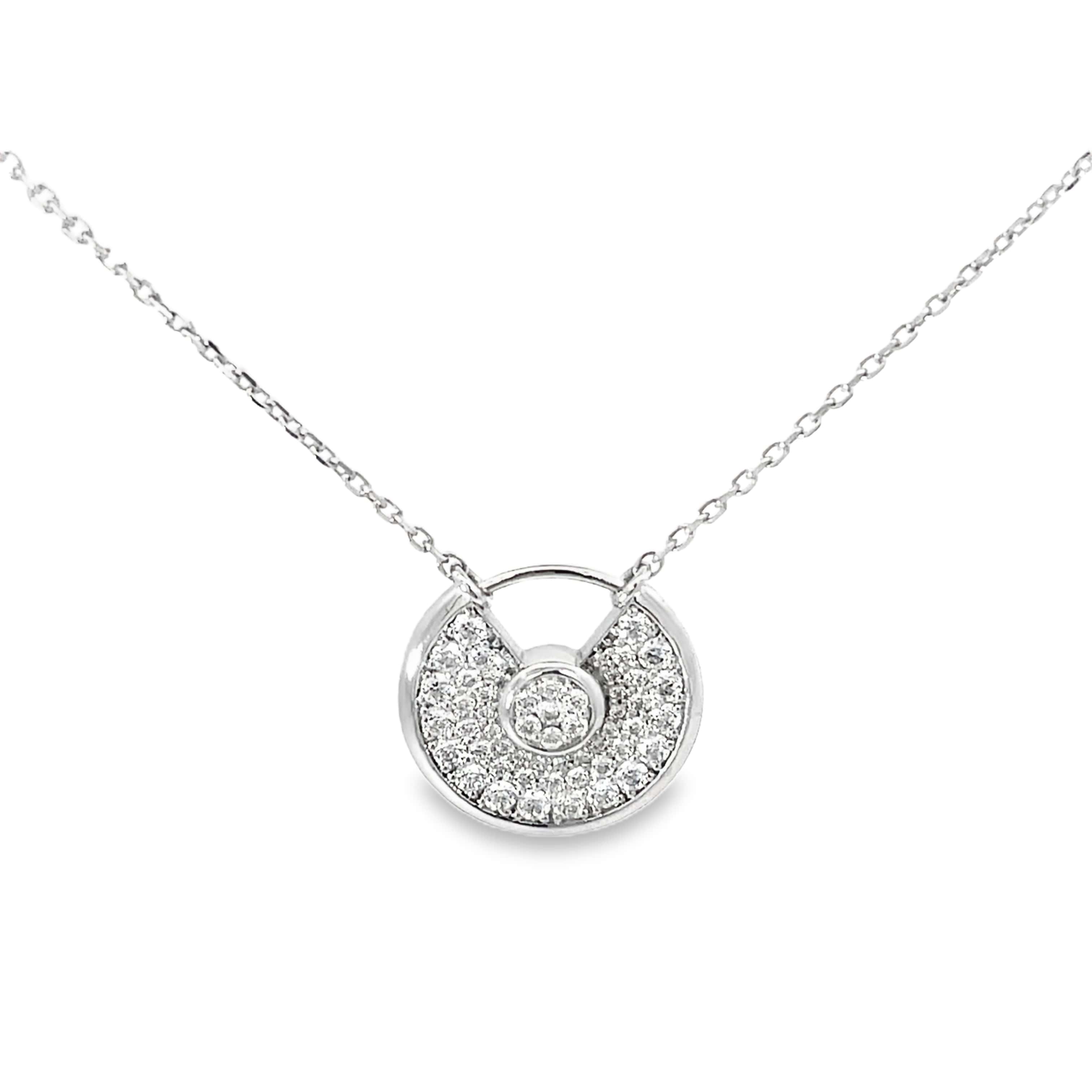 GLIMMERING ROUND MEDALLION SILVER PENDANT CHAIN