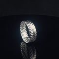 VICTOR’S WREATH BAND RING