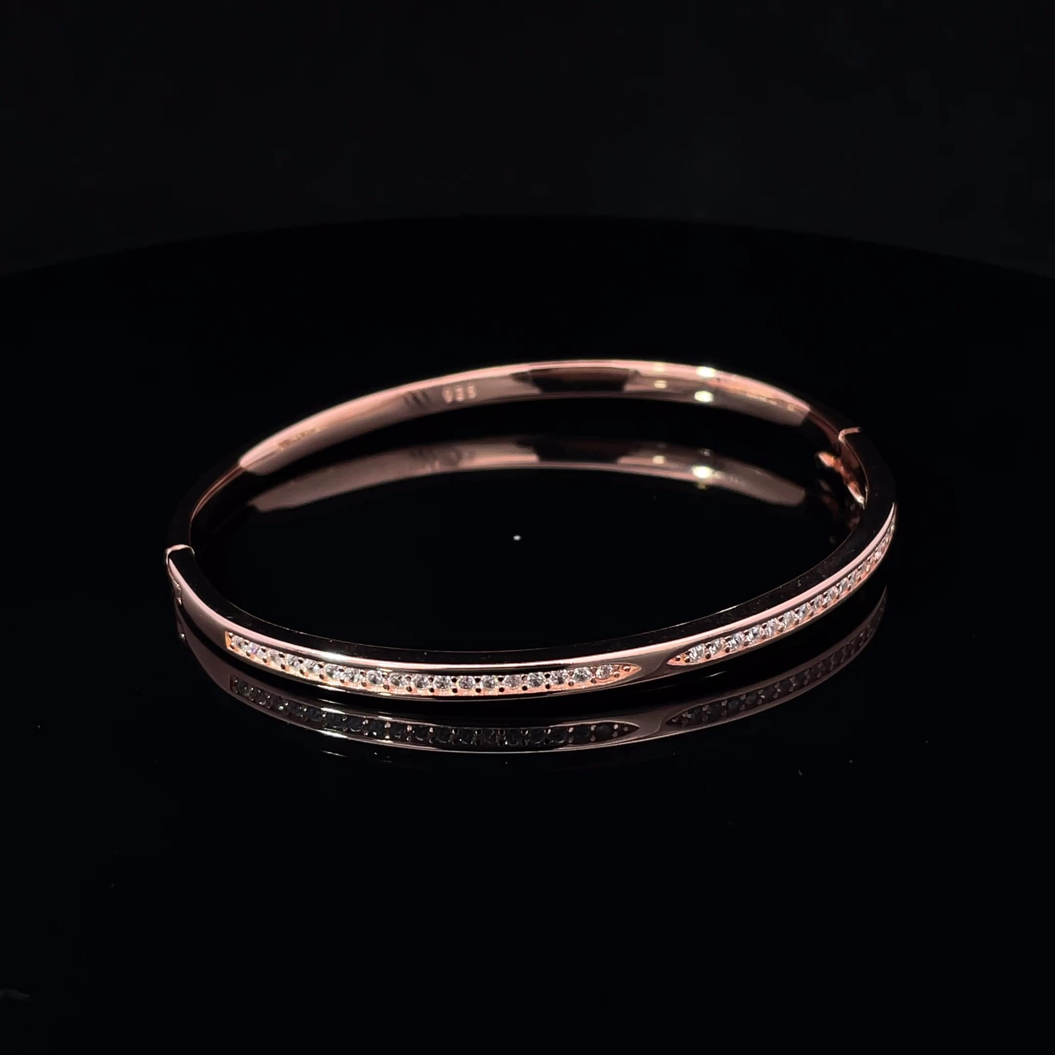 SILVER WHITE RADIANCE BRACELET