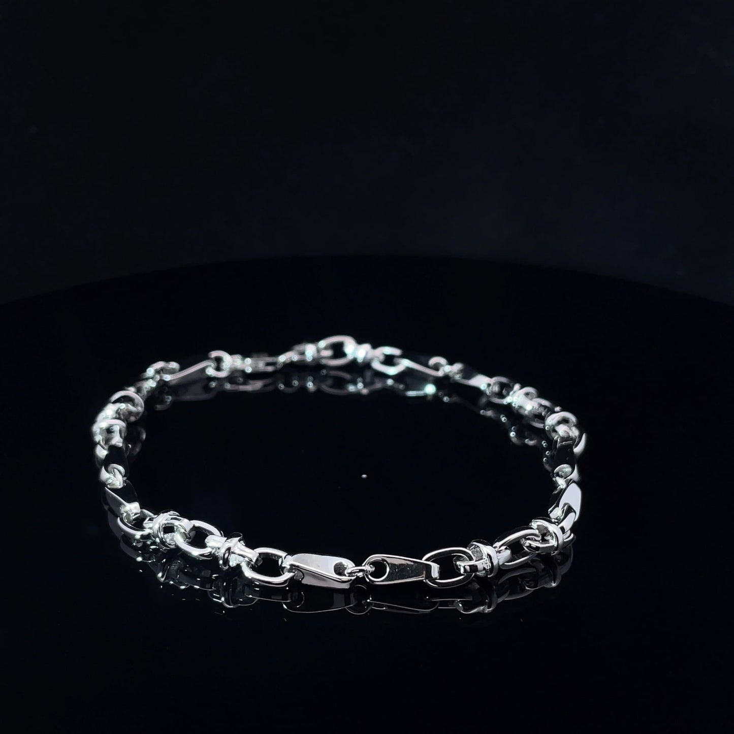 SILVER ROGUE BRACELET