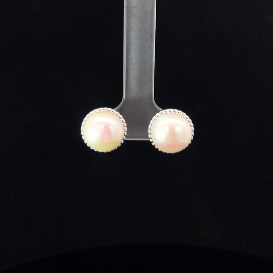 SILVER WHITE CLASSIC STUDS