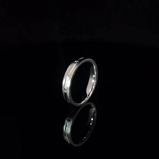 CUTLINE ACCENT STERLING SILVER BAND RING