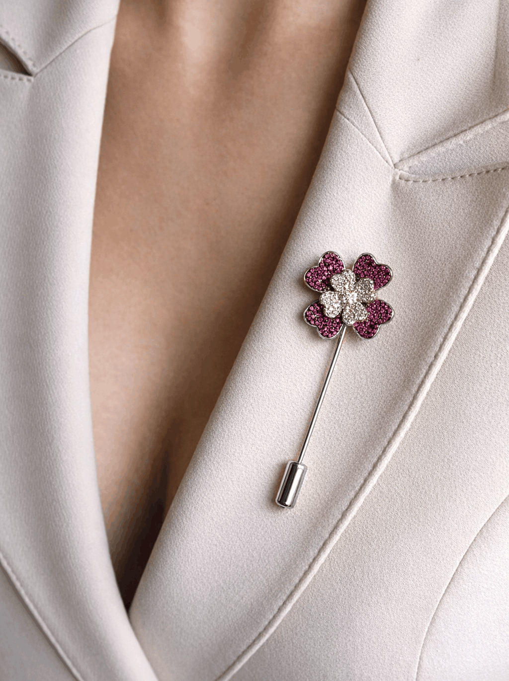 ROSETTE PIN