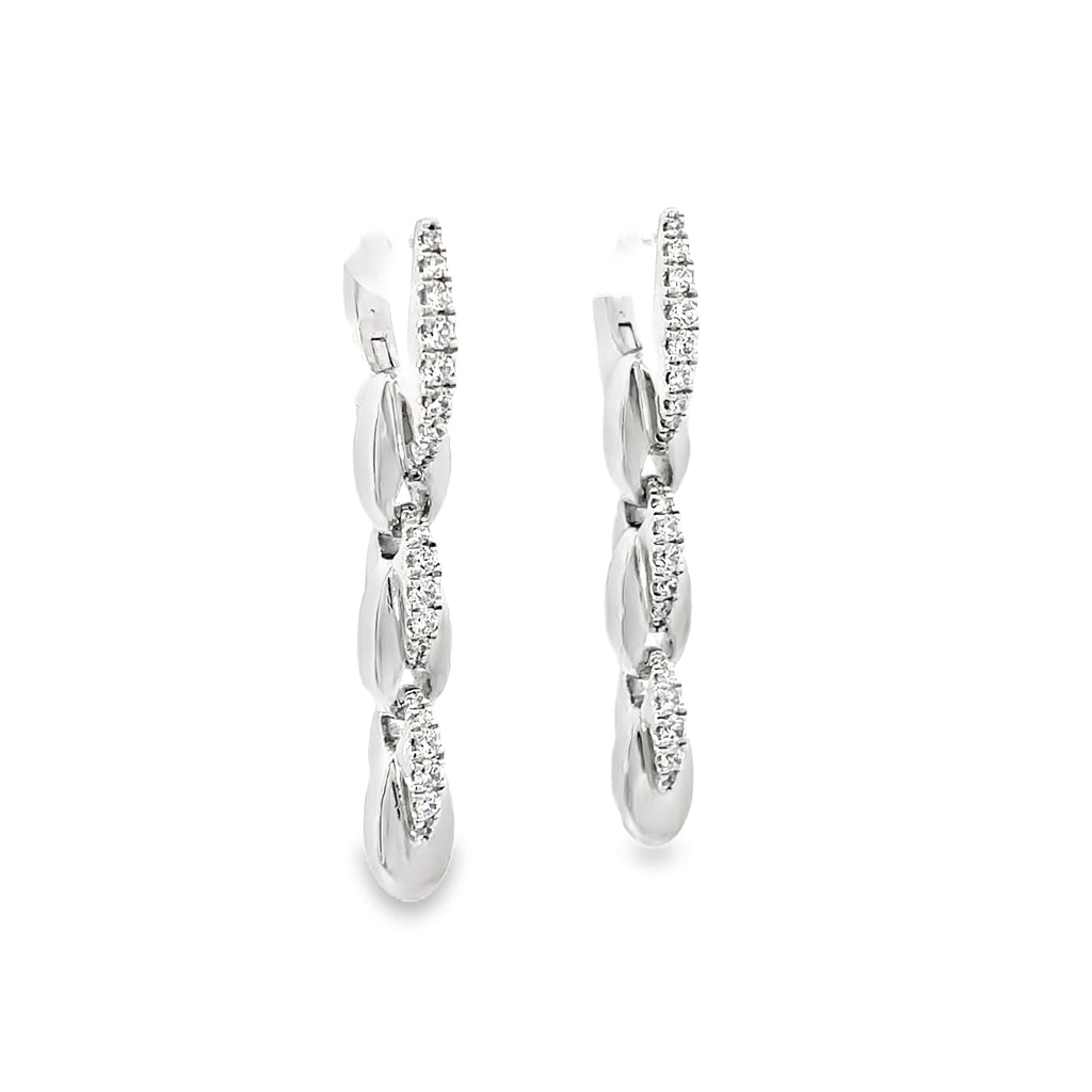GLOWING LINKS SILVER EARRINGS