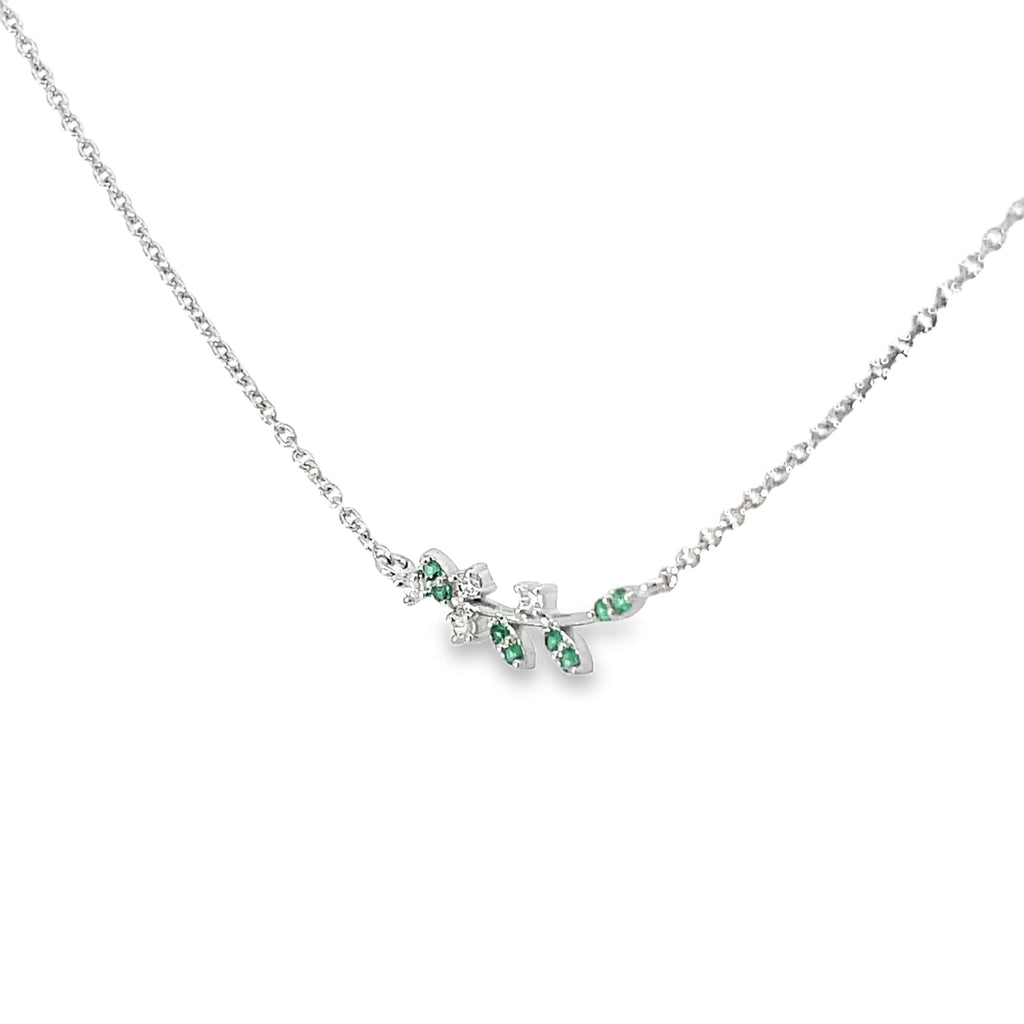 GREEN LEAF WHISPER SILVER PENDANT CHAIN