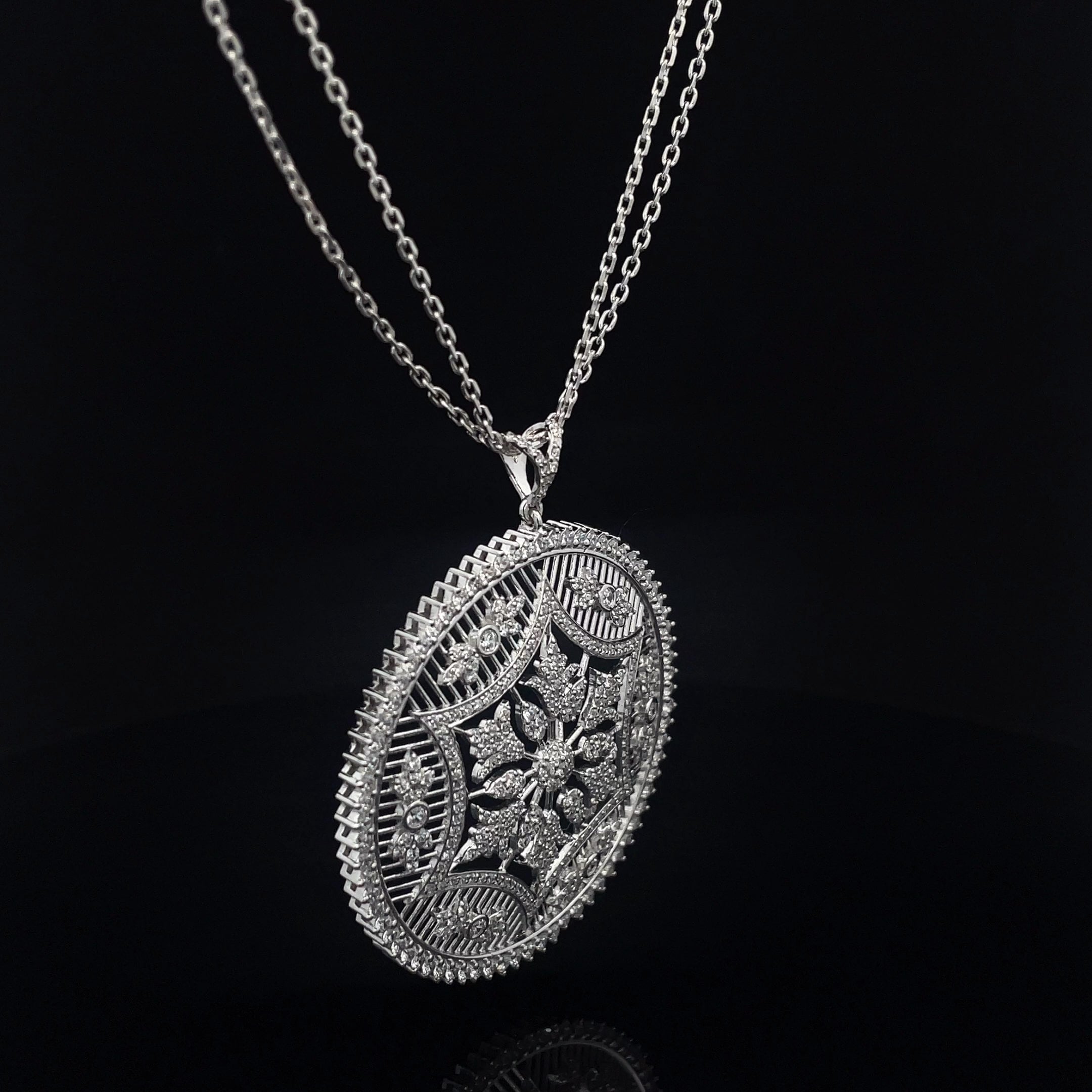 ROYAL MANDALA SILVER PENDANT CHAIN