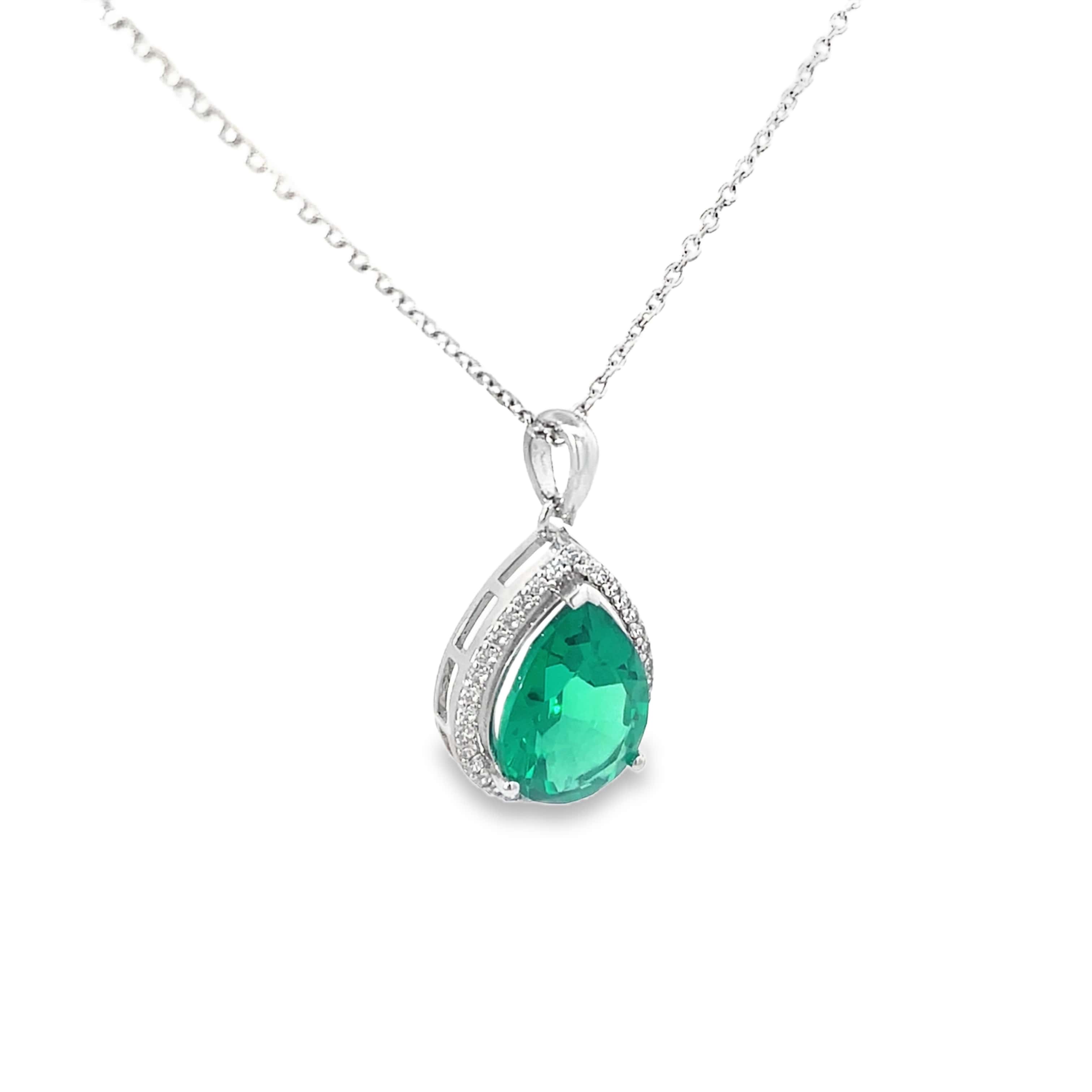 ROYAL GREEN PEAR CUT SILVER PENDANT CHAIN