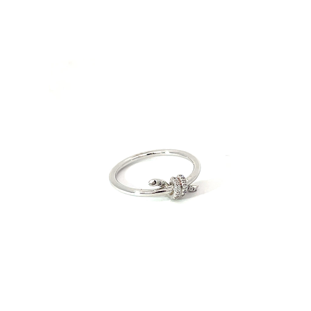 LOVING TIES KNOT SILVER RING
