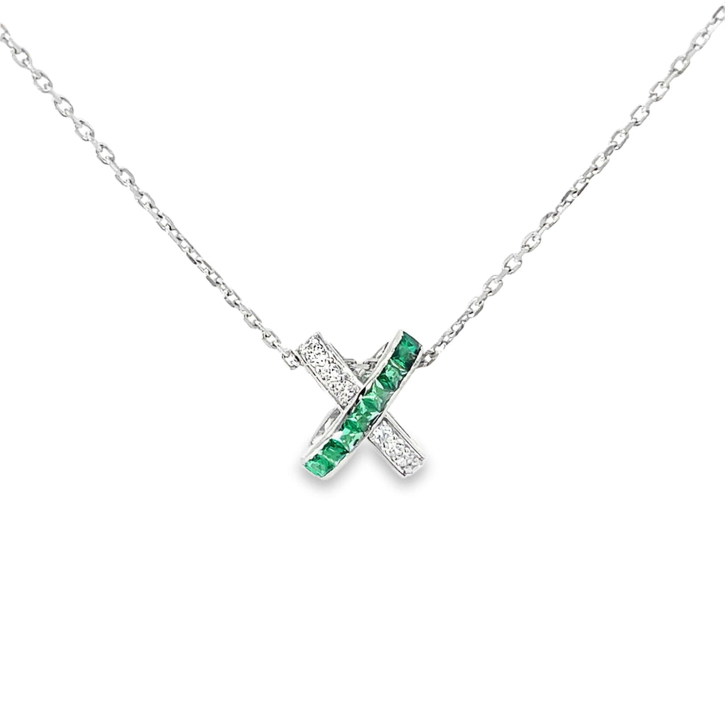 EMERALD CROSSOVER X SILVER PENDANT CHAIN