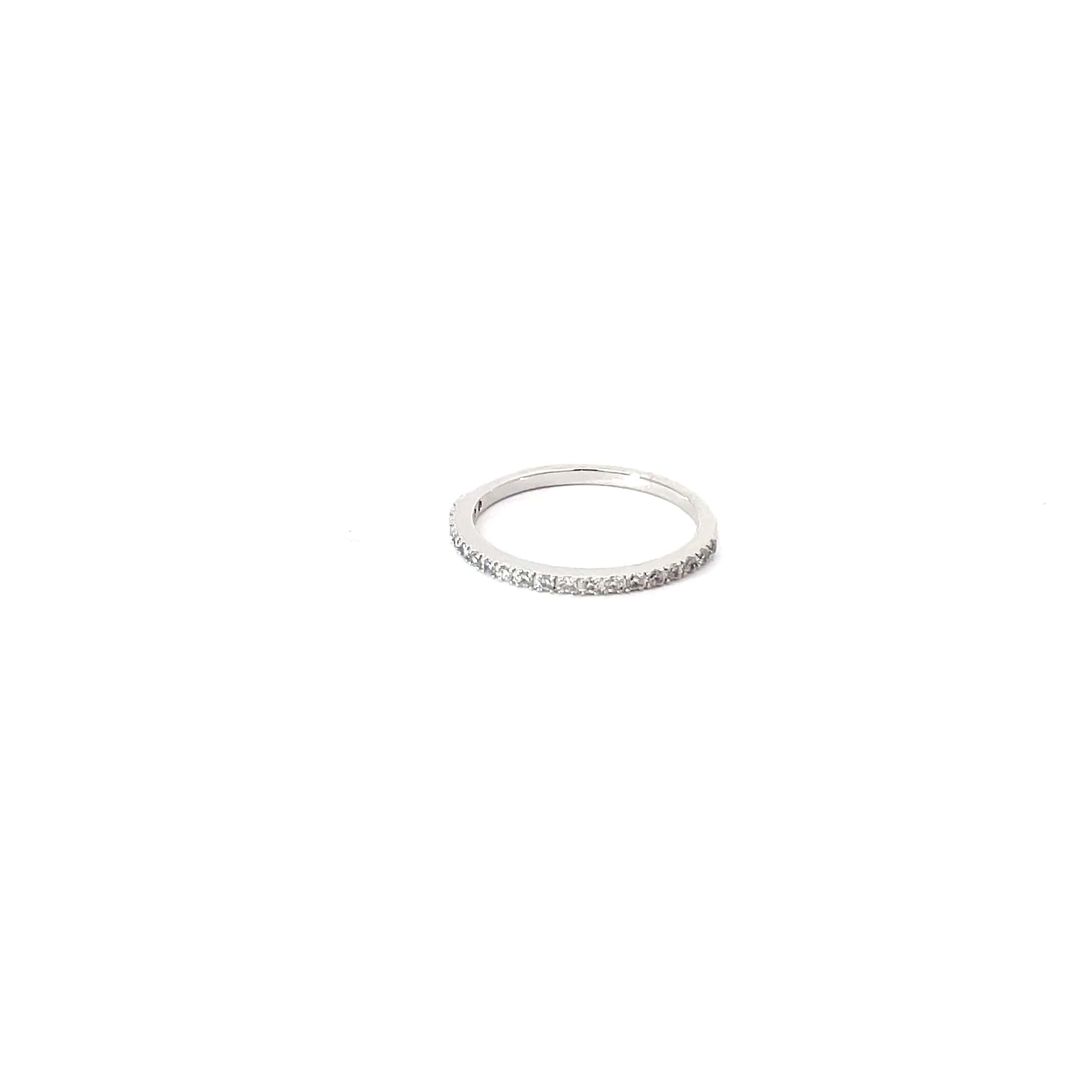 MODERN GLIMMER SILVER BAND