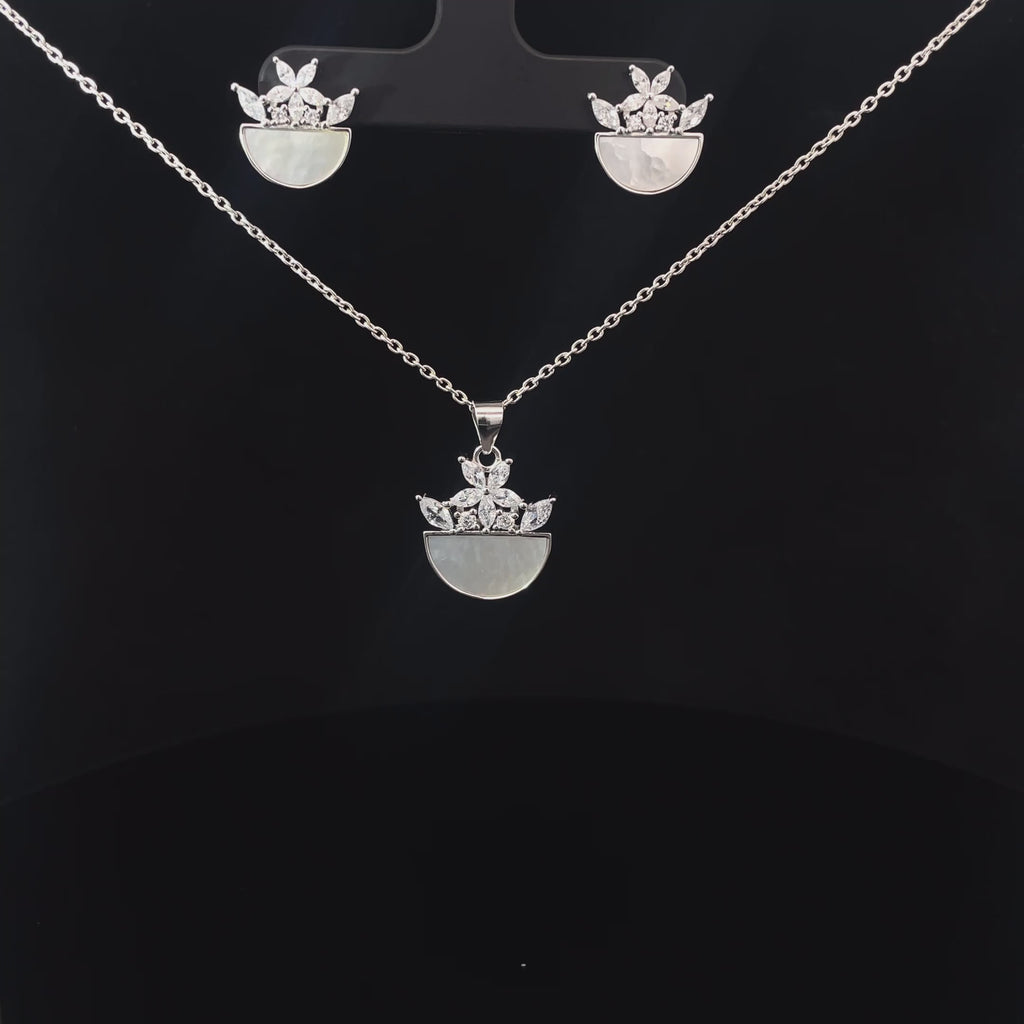 SILVER SERENITY PENDANT SET